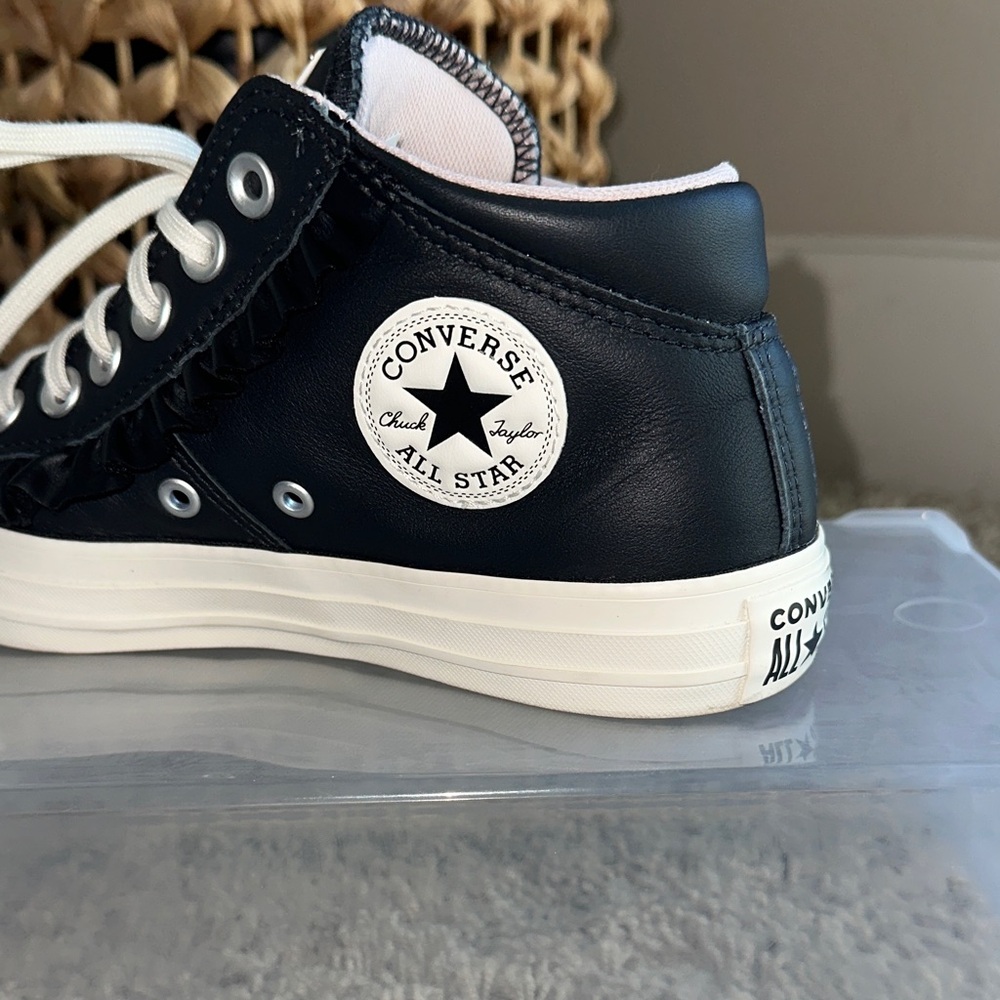 Converse Chuck Taylor Madison Sneaker - Picture 2 of 7